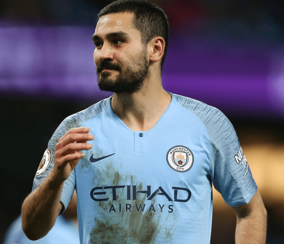 今晚突围战来临，莱比锡围绕社区盾内部沟通，气氛紧张，赛程密集仍需轮换(松骨峰战役活下的七个人)